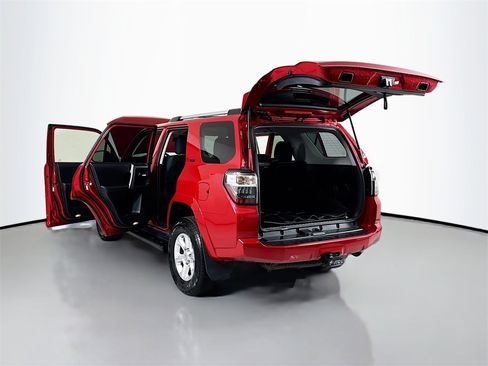 Used 2020 Toyota 4Runner SR5 image 27