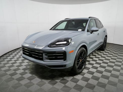 New 2026 Porsche Cayenne AWD/4WD image 1