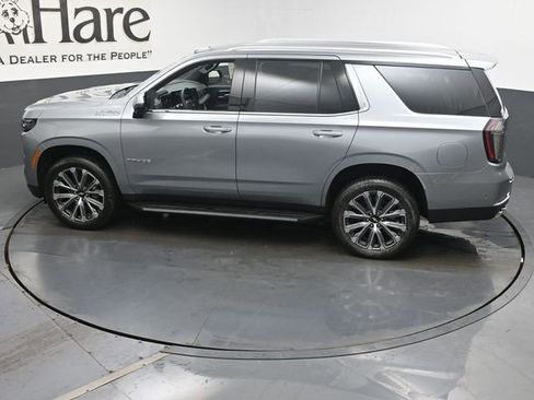 New 2026 Chevrolet Tahoe High Country AWD/4WD image 22