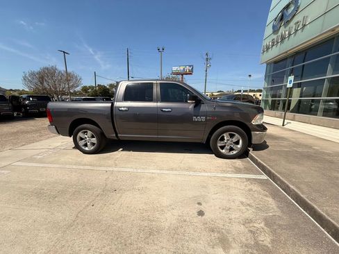 Used 2016 RAM 1500 Lone Star image 4