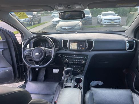 Used 2017 Kia Sportage SX image 11