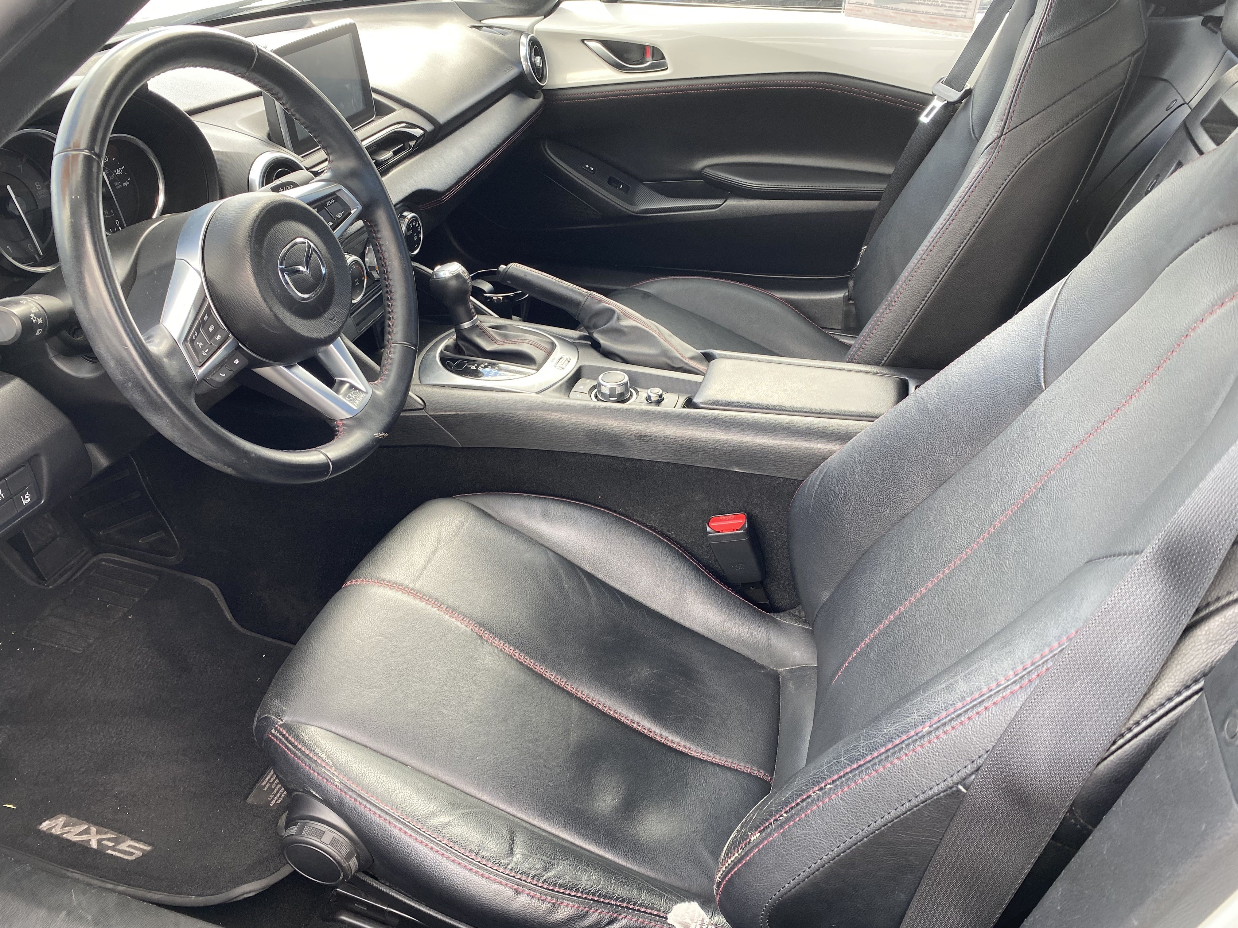 Used 2016 MAZDA MX-5 Miata Grand Touring RWD image 16
