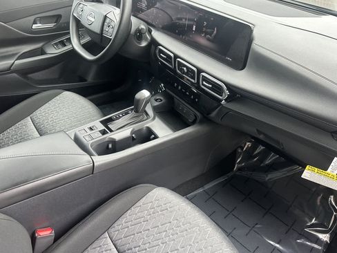 New 2026 Nissan Sentra SV w/ Floor Mat Package FWD image 15