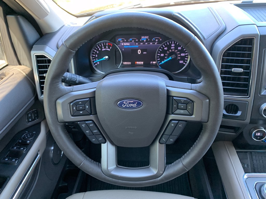 Used 2020 Ford Expedition XLT w/ Equipment Group 202A RWD image 13