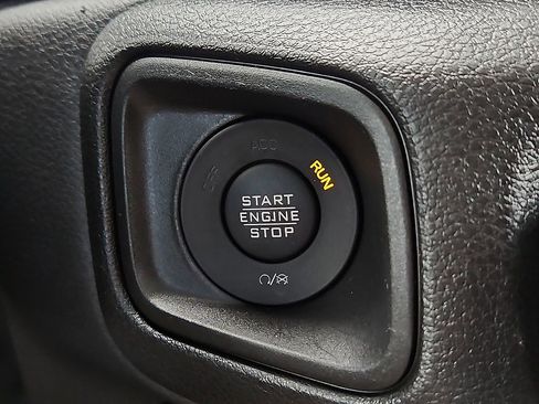 Used 2024 Jeep Wrangler Unlimited Sport AWD/4WD image 26
