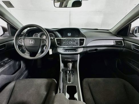 Used 2013 Honda Accord LX image 26