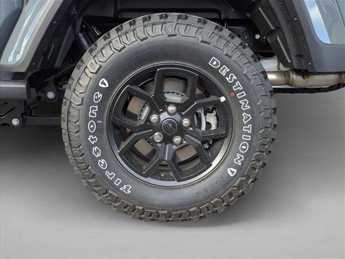 New 2026 Jeep Gladiator Willys image 9