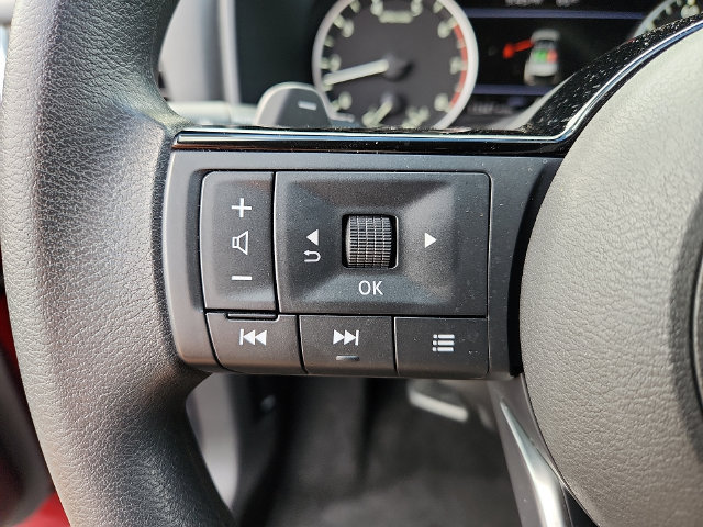 Used 2023 Nissan Rogue SV AWD/4WD image 21