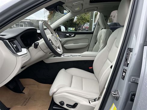 New 2026 Volvo XC60 B5 Ultra w/ Protection Package Premier image 15