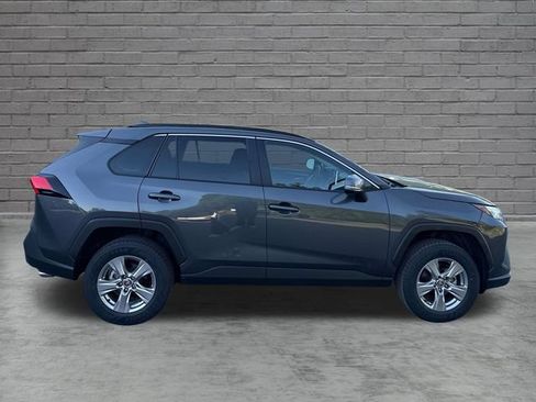 Used 2025 Toyota RAV4 XLE AWD/4WD image 8