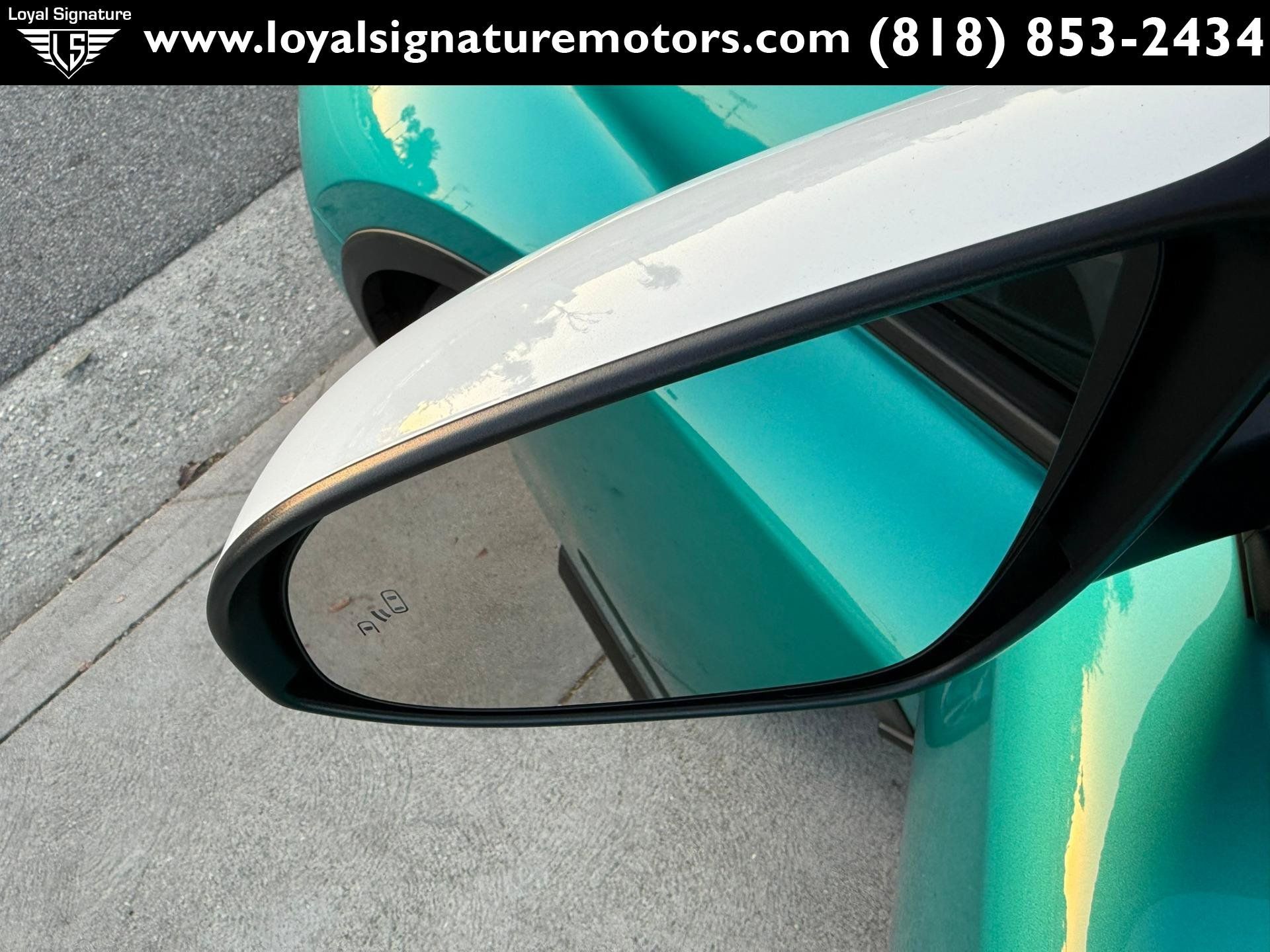 Used 2018 Toyota C-HR XLE FWD image 30