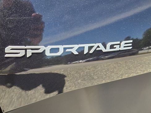 New 2026 Kia Sportage EX w/ EX Panorama Roof Package FWD image 12