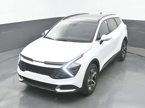 Used 2025 Kia Sportage EX w/ Premium Package FWD image 28