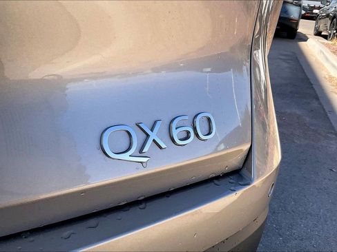 New 2026 INFINITI QX60 Luxe w/ Cargo Package FWD image 9