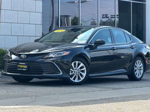 Used 2024 Toyota Camry LE image 8