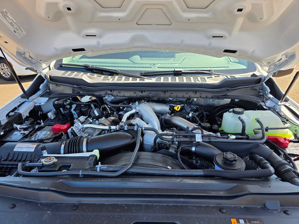 New 2026 Ford F350 Lariat w/ Chrome Package AWD/4WD image 26