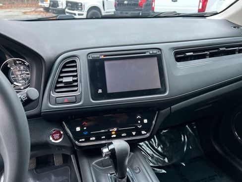 Used 2016 Honda HR-V EX image 17