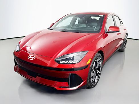 Used 2023 Hyundai Ioniq 6 SEL image 4