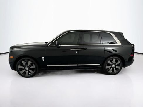 Used 2024 Rolls-Royce Cullinan AWD/4WD image 8