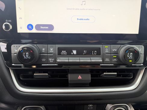 Used 2026 Toyota Grand Highlander AWD image 12