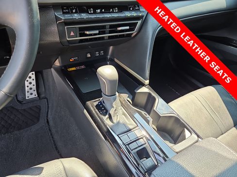 Used 2025 Toyota Camry XSE FWD image 25