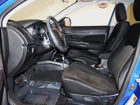 Used 2015 Mitsubishi Outlander Sport SE image 28