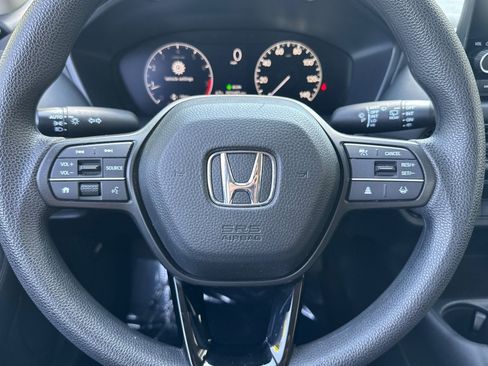 Used 2025 Honda HR-V LX image 18