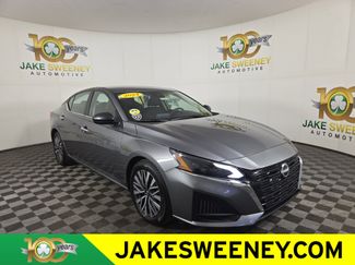Used 2024 Nissan Altima 2.5 SV video 1
