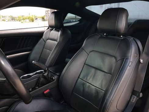 Used 2016 Ford Mustang GT Premium w/ GT Performance Package RWD image 9