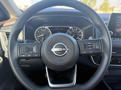 Used 2023 Nissan Rogue S image 27