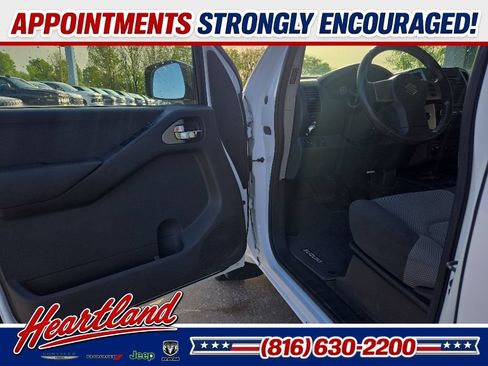 Used 2012 Suzuki Equator Sport AWD/4WD image 33