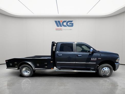 Used 2018 RAM 3500 Laramie AWD/4WD image 3