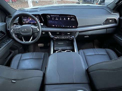 Used 2025 Chevrolet Tahoe RST w/ Comfort Package image 33