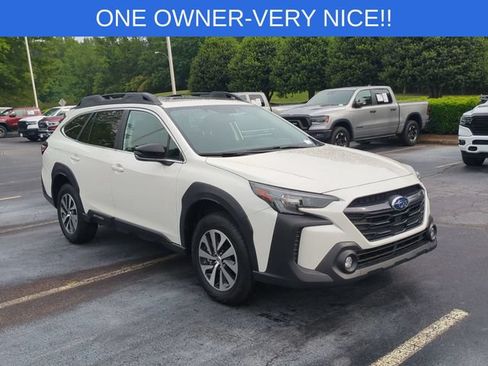 Used 2025 Subaru Outback Premium AWD/4WD image 7