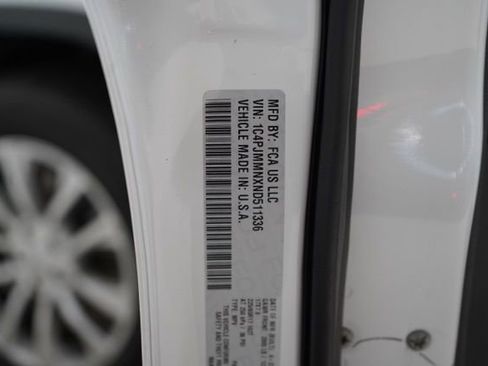 Used 2022 Jeep Cherokee Latitude Lux image 39