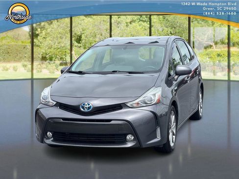 Used 2016 Toyota Prius V Five FWD image 1