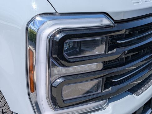 Certified 2026 Ford F350 Platinum AWD/4WD image 12