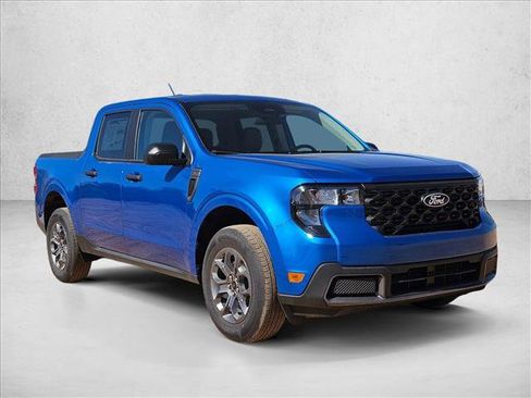 New 2025 Ford Maverick XLT image 7