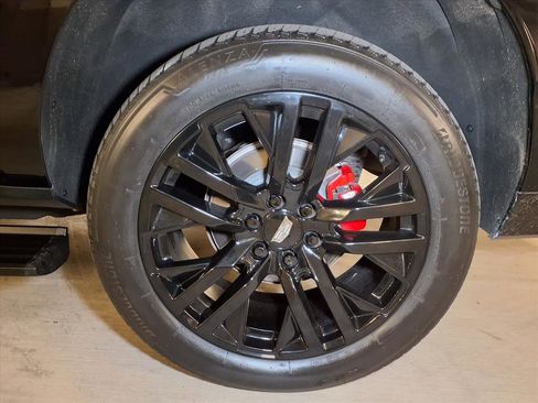 Certified 2023 Cadillac Escalade ESV Premium Luxury Platinum image 21