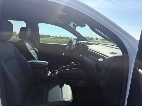 Used 2026 Chevrolet Colorado Trail Boss AWD/4WD image 14