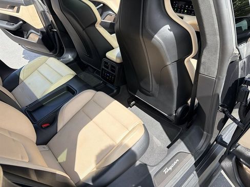 Used 2020 Porsche Taycan Turbo S w/ Premium Package AWD/4WD image 30