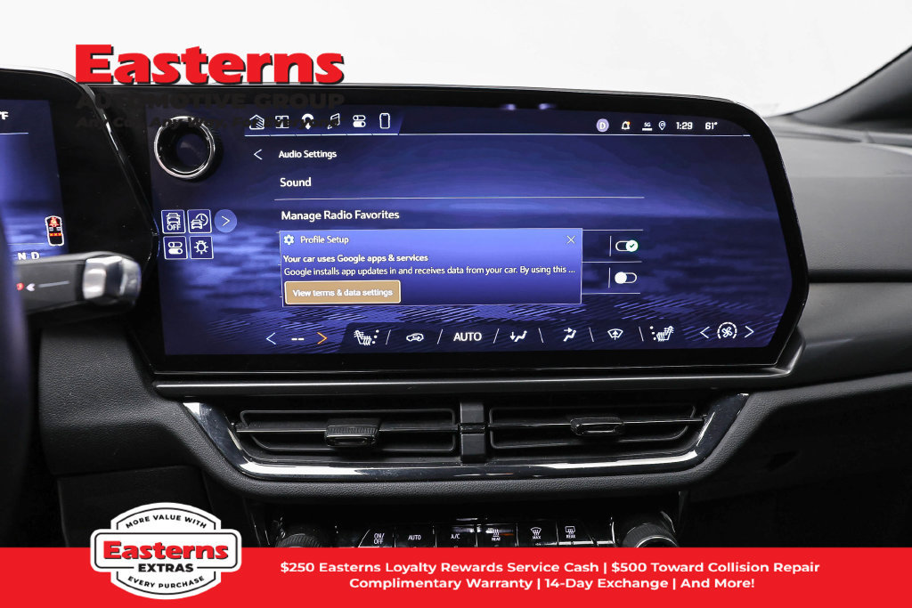 Used 2024 Chevrolet Equinox EV RS FWD image 12