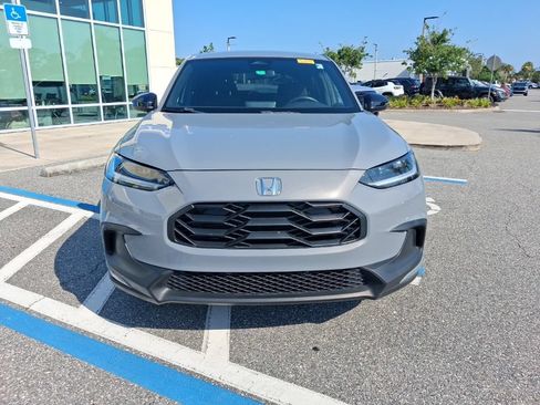 Used 2023 Honda HR-V Sport image 2
