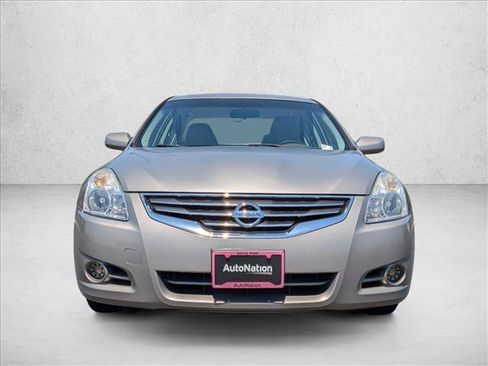Used 2012 Nissan Altima 2.5 S FWD image 2