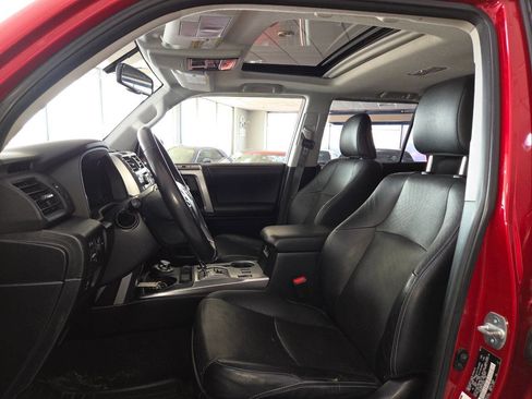 Used 2014 Toyota 4Runner Limited AWD/4WD image 18