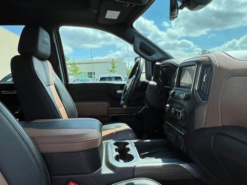 Used 2023 Chevrolet Silverado 3500 High Country w/ Z71 Off-Road Package AWD/4WD image 5
