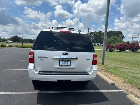 Used 2011 Ford Expedition Limited image 11