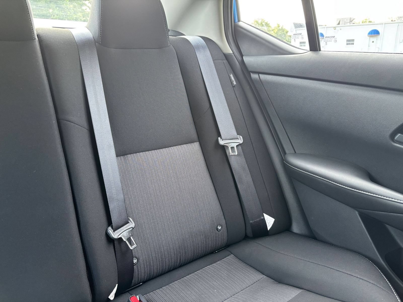 Used 2025 Nissan Sentra SV FWD image 31