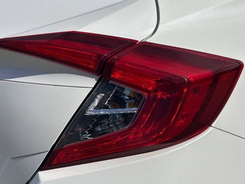Used 2016 Honda Civic EX image 48