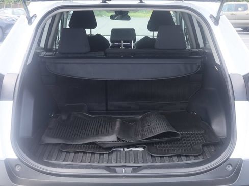 Used 2024 Toyota RAV4 LE AWD/4WD image 11